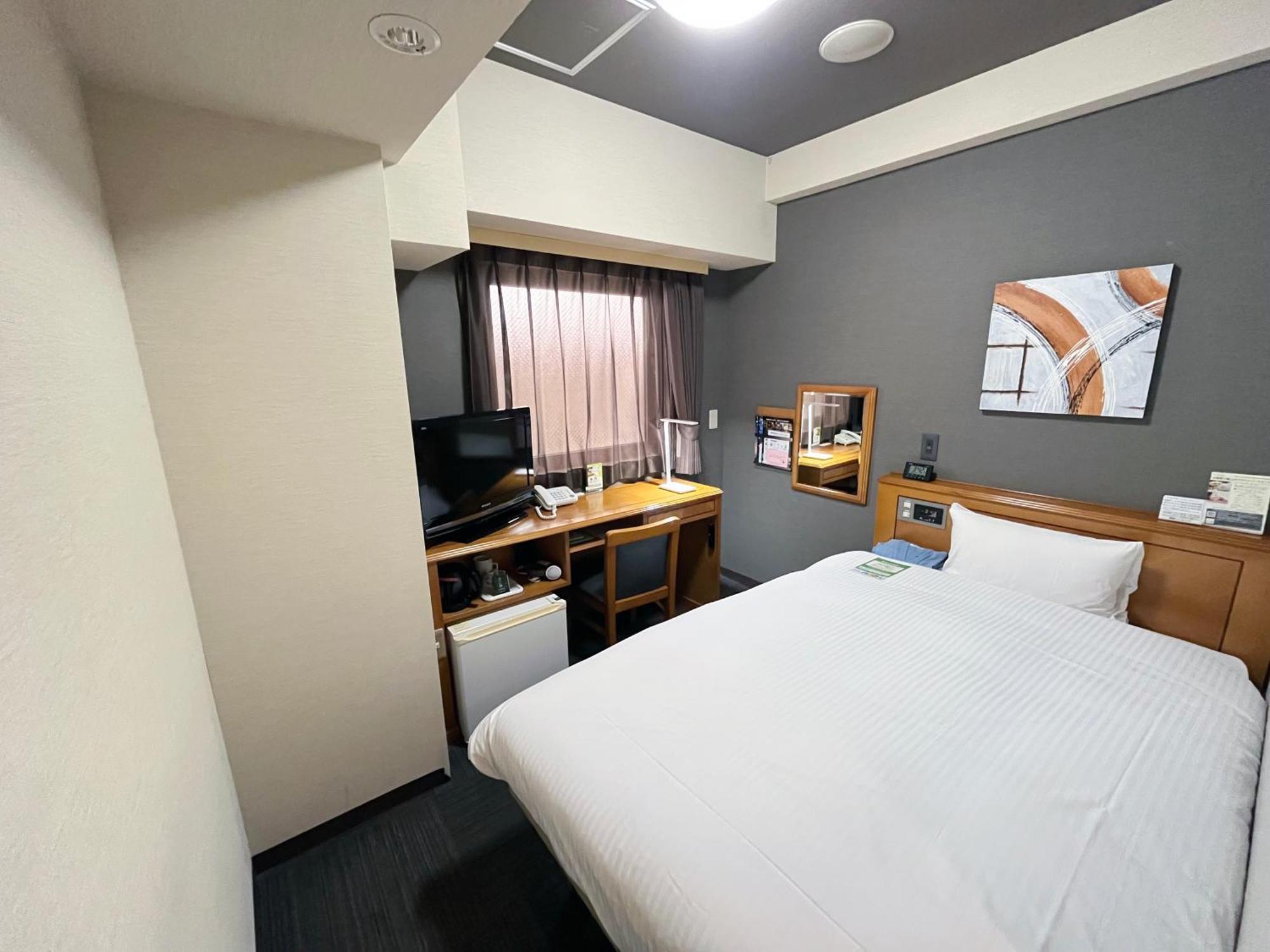 Hotel Route-Inn Naha Asahibashi Eki Higashi Eksteriør bilde